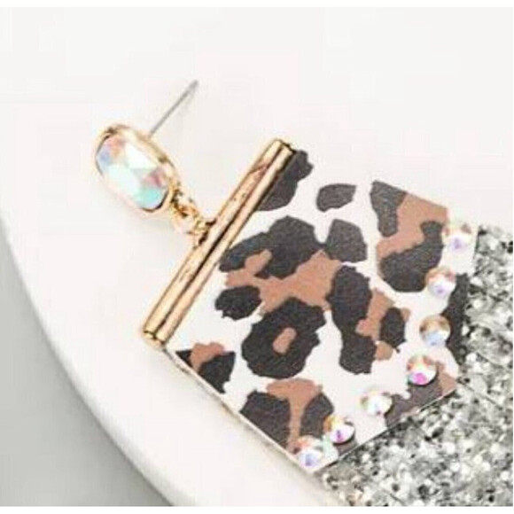 Leopard Print Multi-layer Leather Sequined EarringsIn Silver - Picture 2 of 5